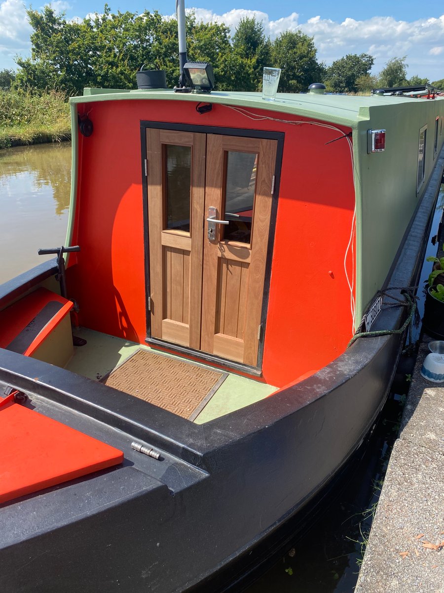 Narrow boat doors